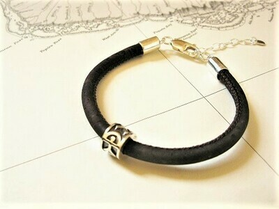 Indalo bead bracelet ~ 925 silver+ cork