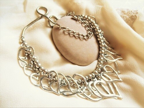 Path of love heart necklace