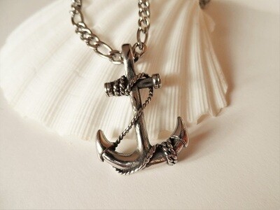 Anchor necklace for hope, adventure and fun