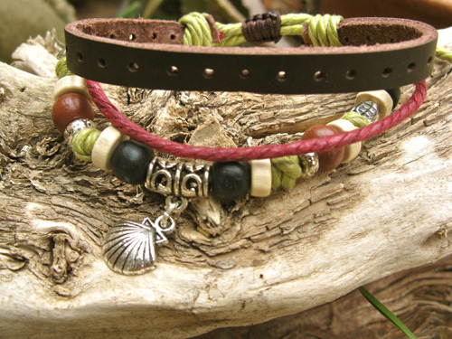 Camino scallop shell bracelet ~ lichen, to wish safe travels