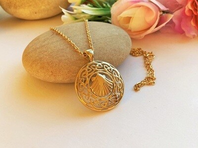 Way of St James shell necklace ~ filigree, gold vermeil