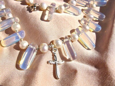 Necklaces: Gemstone
