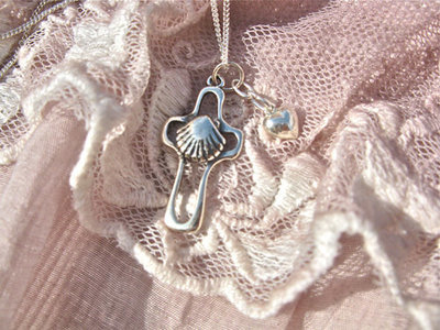 Cross with scallop shell + heart ~ silver