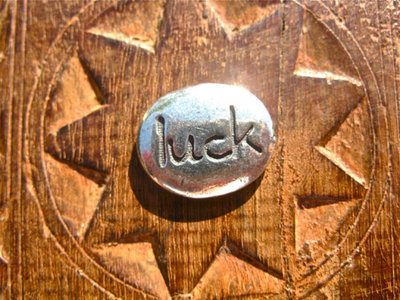Luck pebble