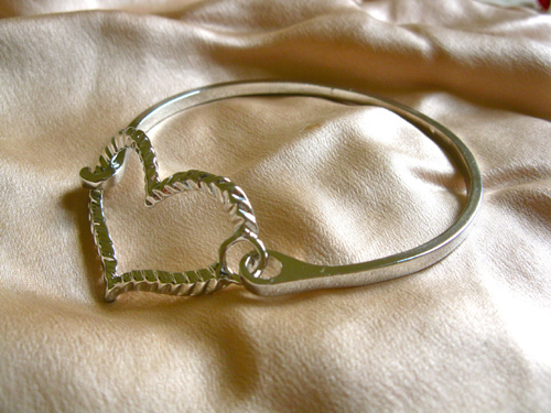 Textured love heart bangle