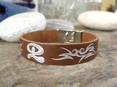 Leather Indalo bracelet ~ dancing, Choose colour of bracelet: Dark tan leather bracelet 8&quot;