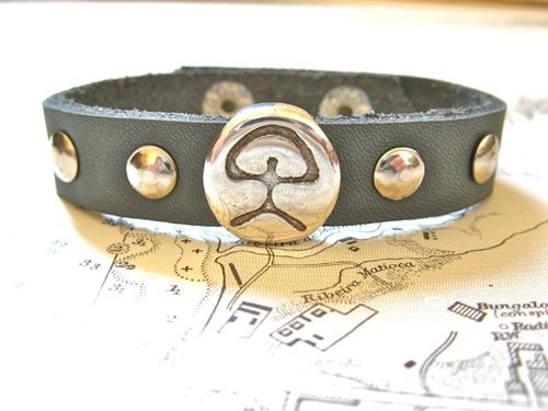 Indalo charm bracelet ~  leather strap, grey