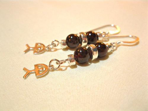 Indalo earrings ~ garnet + silver