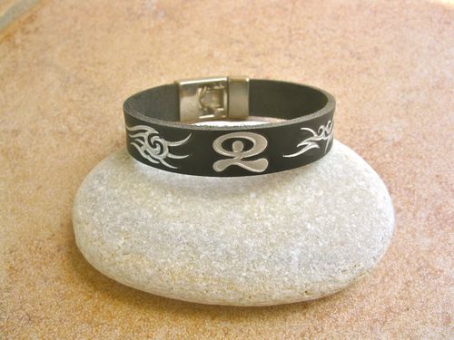 Leather Indalo bracelet ~ dancing