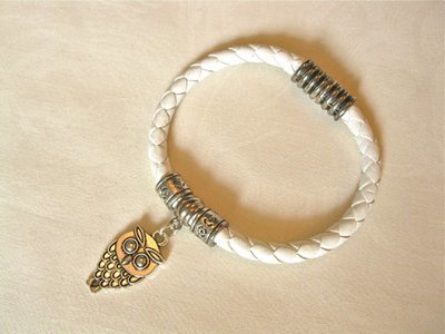 Leather bracelet ft wise Owl for wisdom and protection