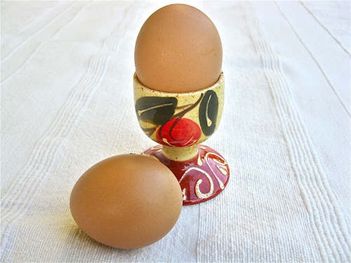 Spanish ceramic egg cup ~ olive