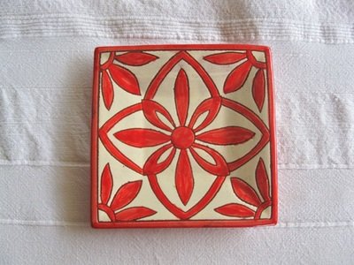 Wall plates / items