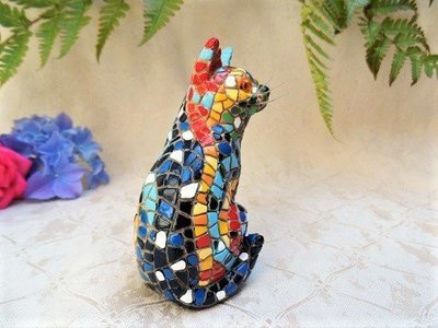 Spanish ceramic Cat figurine ~ Lola