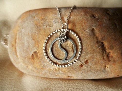 Friendship necklace ~ yin yang, silver