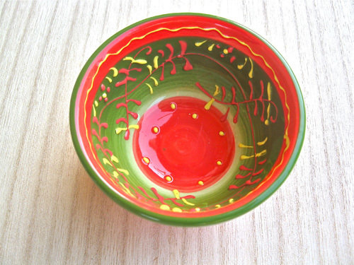 Spanish ceramic bowl ~ honeysuckle med