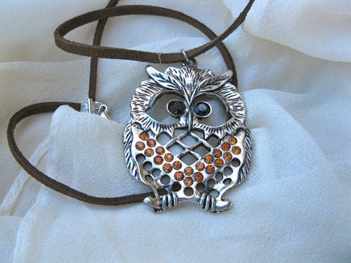 Owl necklace ~ twinkly
