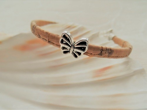 Butterfly Bracelet For Women - Pink Gold - Butterfly Pendant - Jewelry For  Women And Girls, Titanium Steel | Fruugo ZA