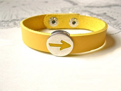 Camino de Santiago Arrow symbol bracelet ~ to say Have Faith