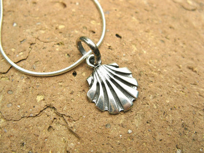 Camino de Santiago jewellery - scallop shell necklace, silver