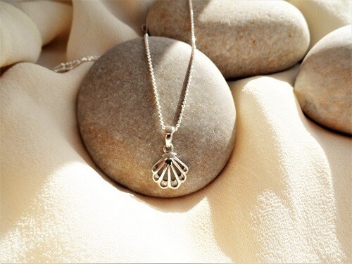 Camino de Santiago necklace - Finisterre
