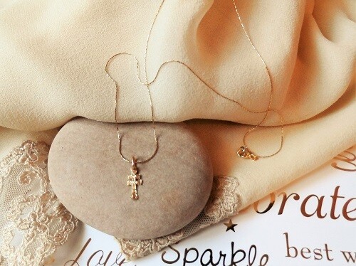 Caravaca Cross necklace ~ 18ct Gold, mini