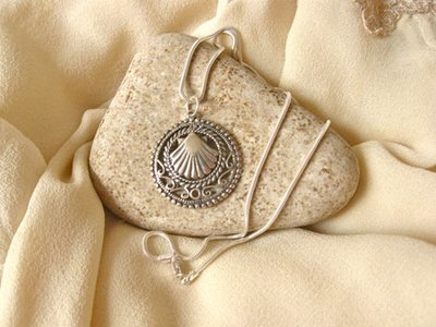Way of St James Santiago necklace ~ filigree