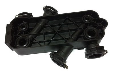 BOSCH kučište izmenjivača ZW..