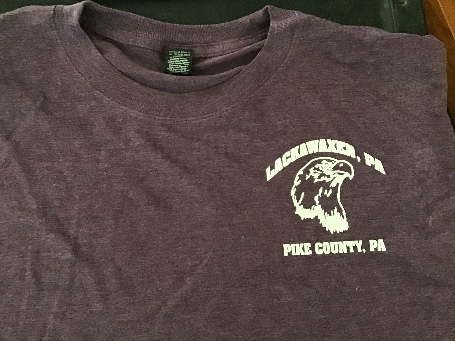 Lackawaxen, Pa youth Lg purple tee