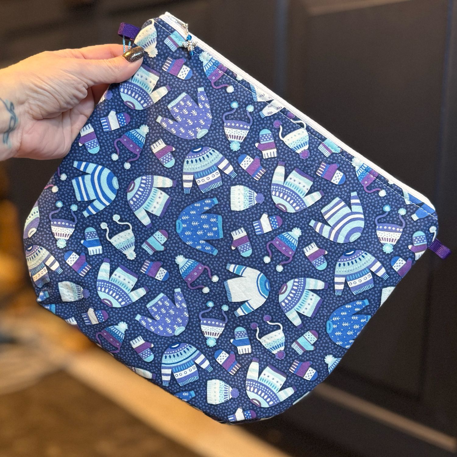 Cozy Blues, Choose your size: Tall Wedge