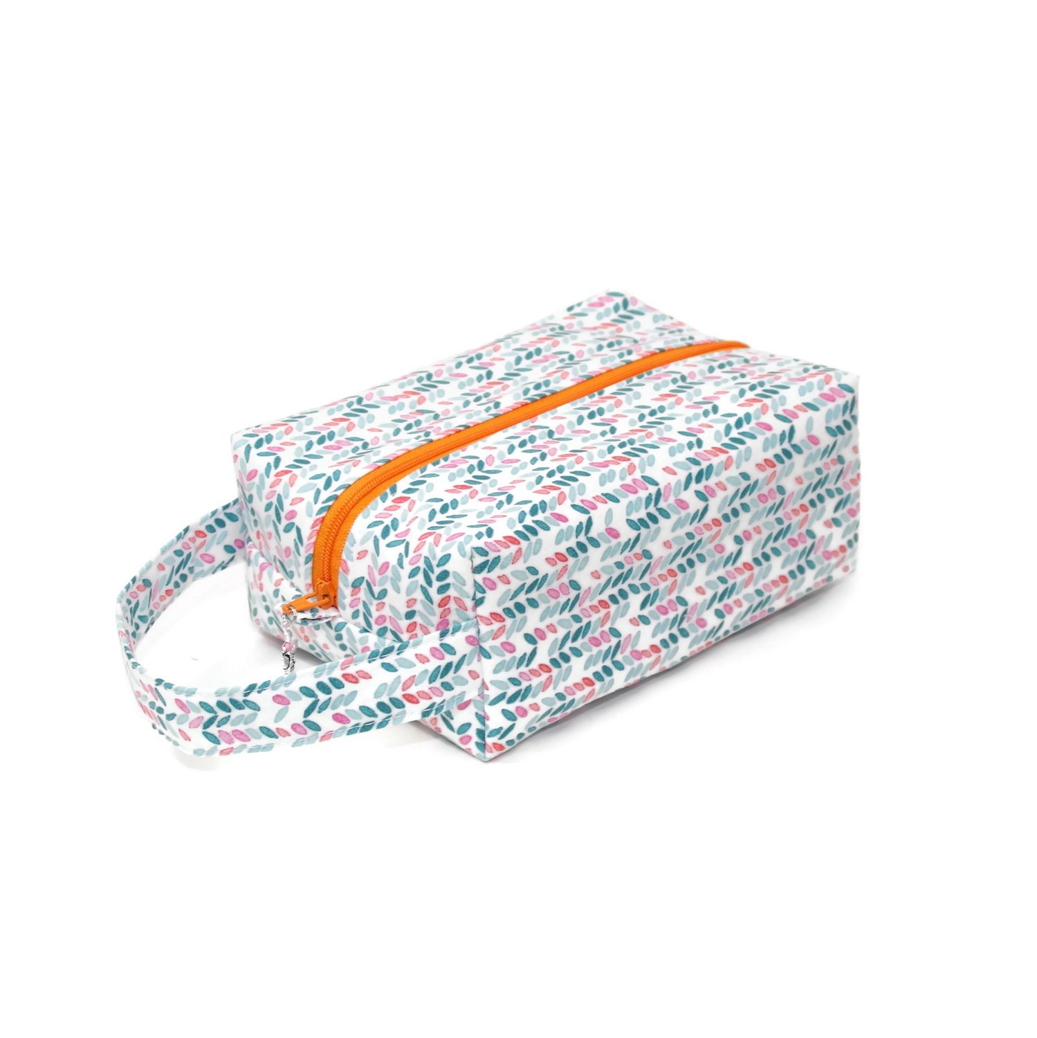 Knit Stitch in Aqua- Regular Box Bag