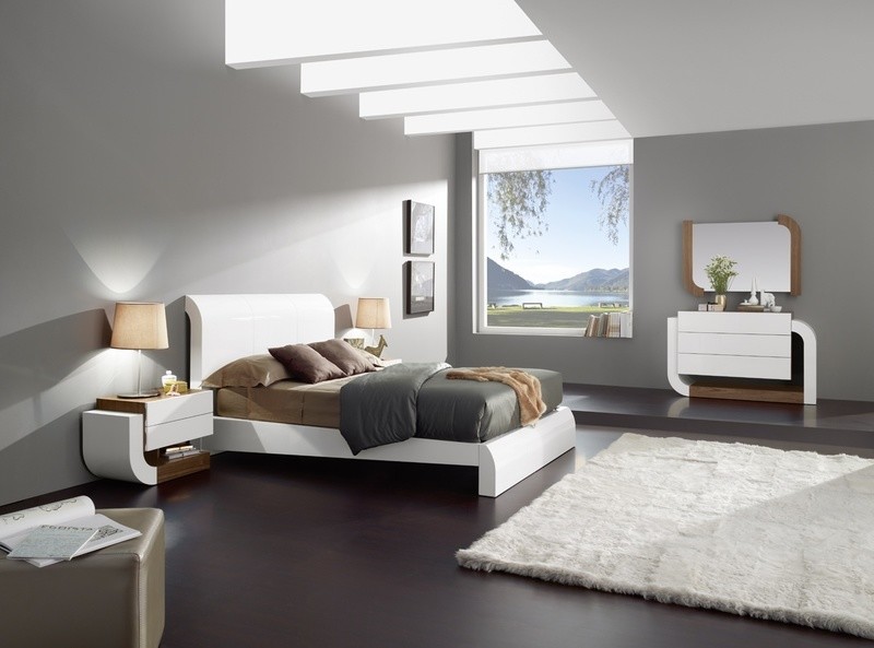 Cama casal + 2 mesas de Cabeceira + Cômoda c/ moldura