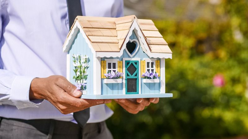 Miniature Dollhouse (Sample Product)