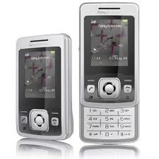 Sony Ericsson T303 Cellphone (Pre-Owned)