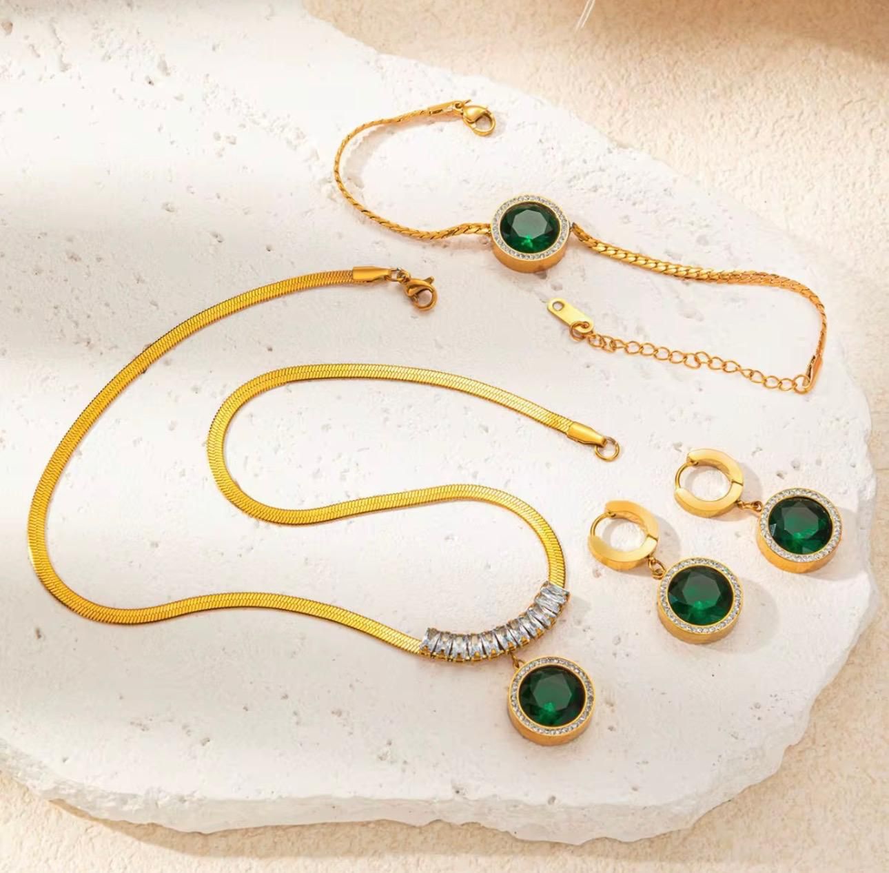 Gold-Tone Green Stone Jewelry Set