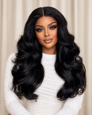 20-Inch Raw Human Hair Wavy Wig – Natural Black, 5×5 Lace Closure | 1stHairly