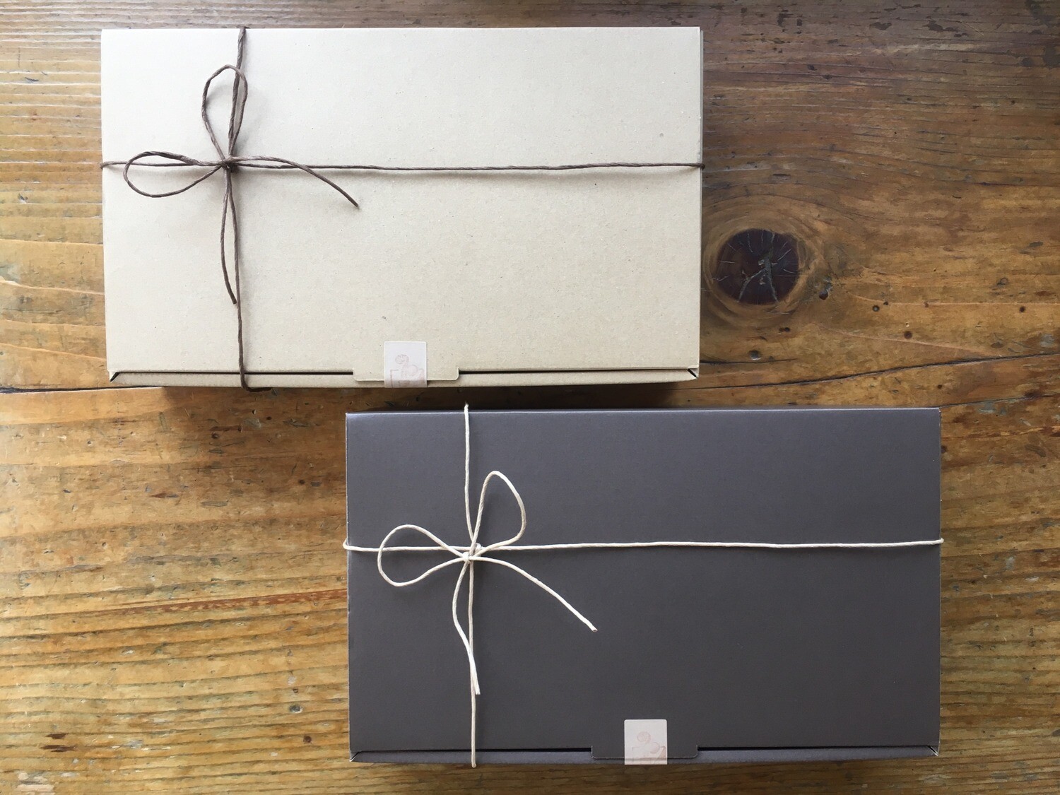 Gift Box & Putti Gift