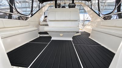 Non-Skid Boat Flooring