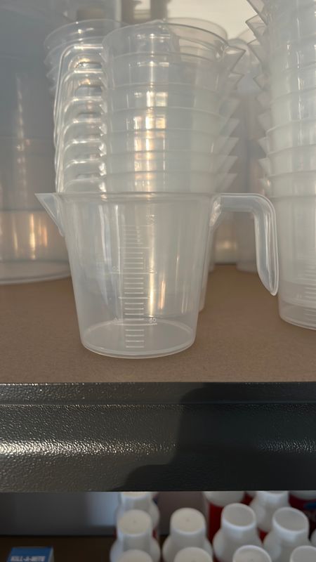 Measuring jug 250ml
