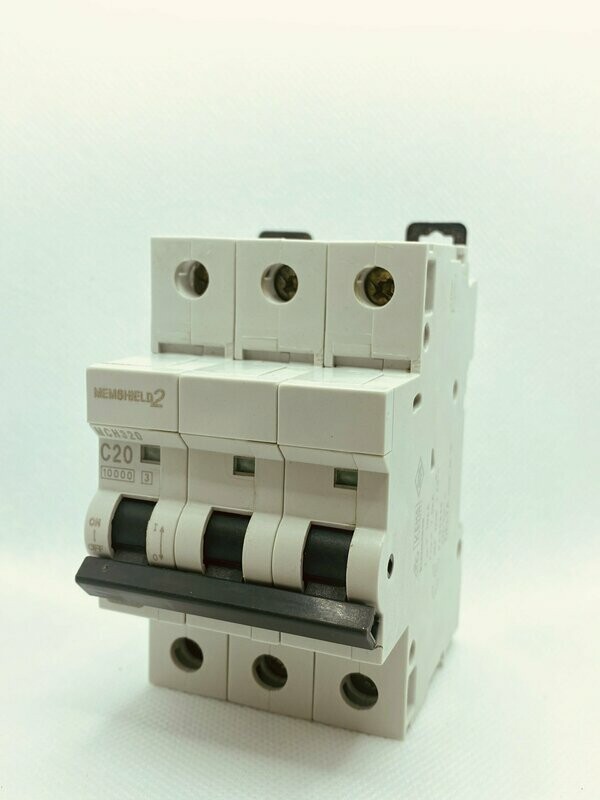Eaton  MBH316 16A Triple Pole 10kA B Curve MCB