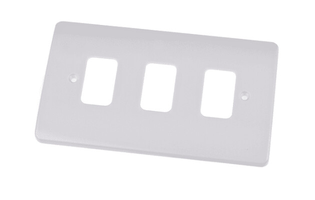 MK K3633WHI 3 gang White Grid Plus Cover Plate