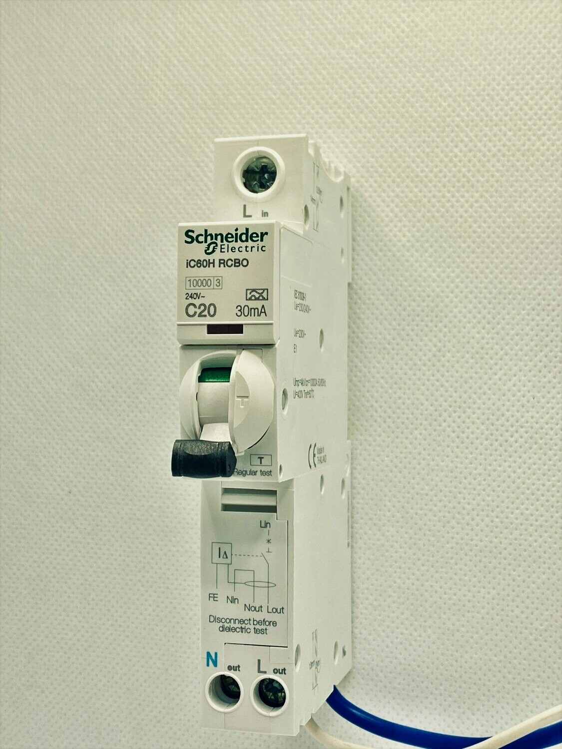 Schneider A9D11820 - 20A RCBO 30Ma Acti9 iC60H