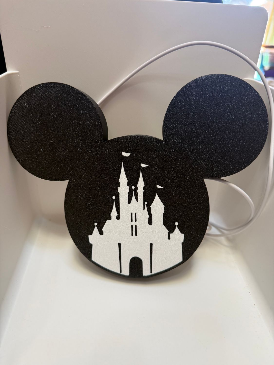 Lights, Kind: Castle