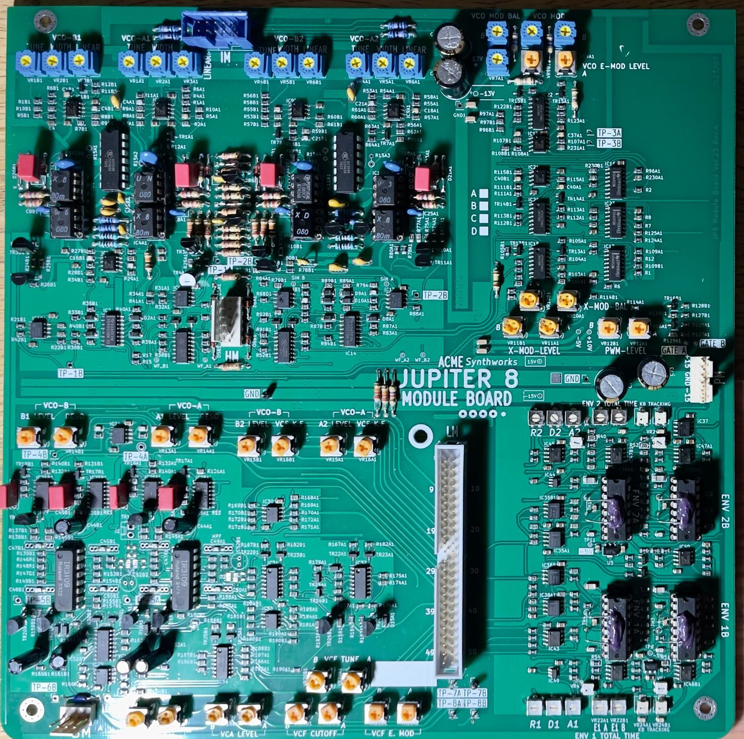 JUPITER 8 Module Board (Voiceboard with two Voices) JUPITER 8 Module Board (Voiceboard with two Voices)
