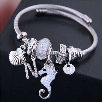 Alloy Seahorse and Seashell Decorated High Fashion Women Bangle - White
