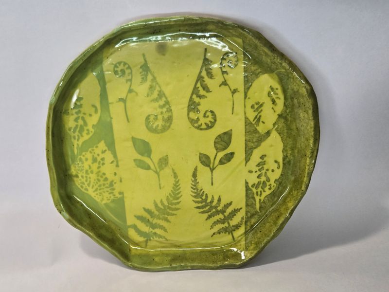Plates &amp; Trays
