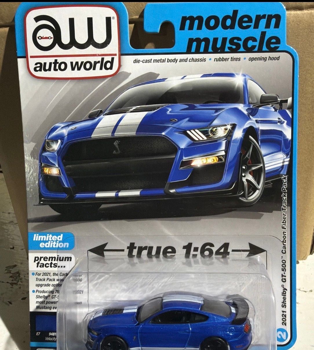 Auto World Modern Muscle 2021 Shelby GT-500 Mustang 1:64