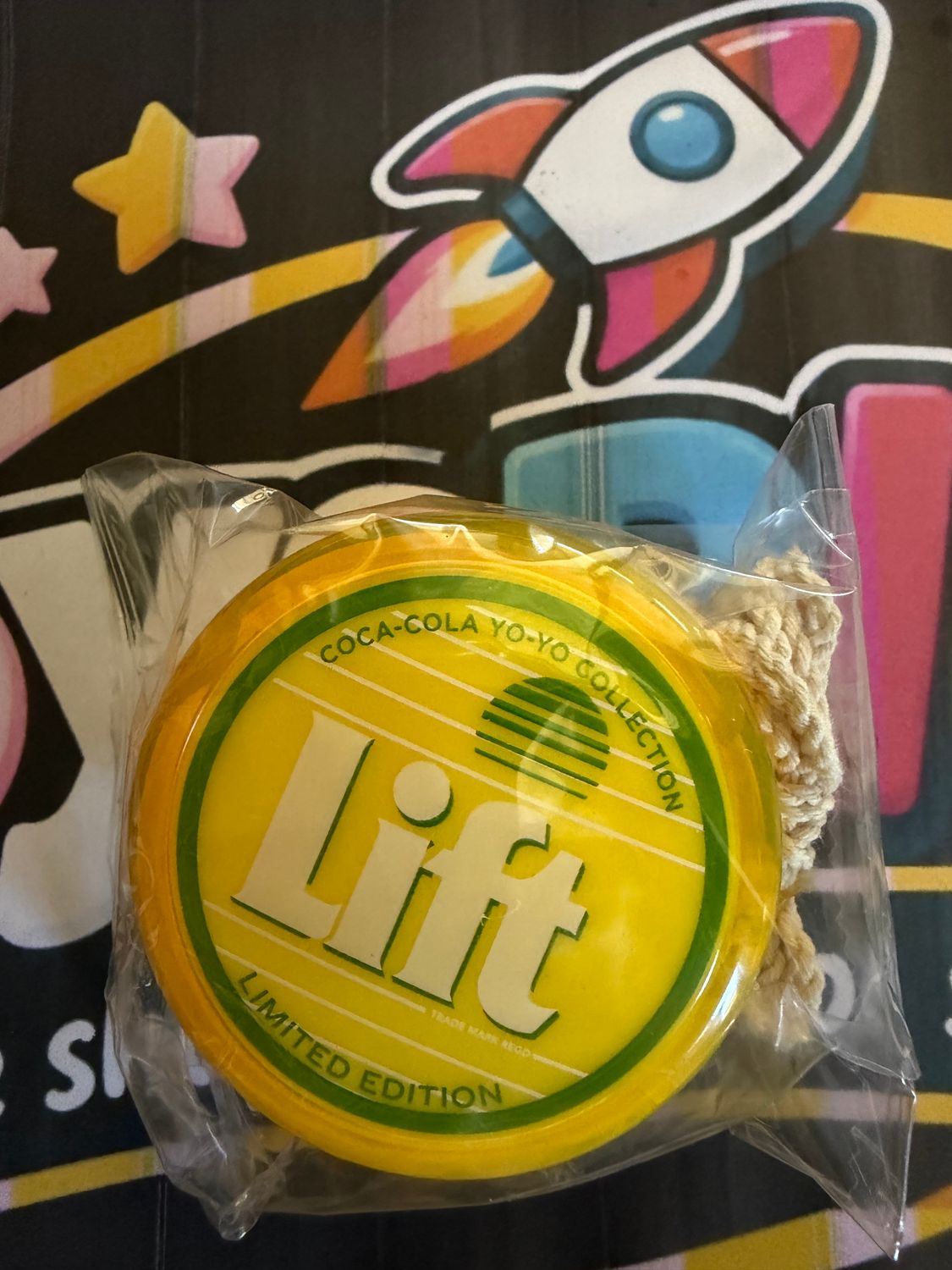 Collectable Lift limited edition coca-cola Yoyo collection