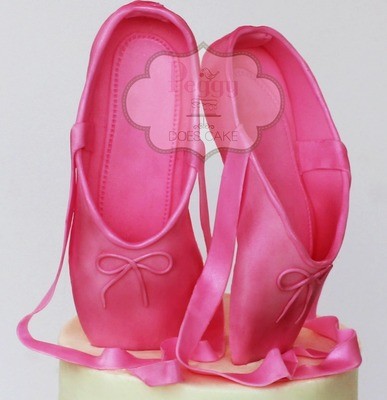 Ballet Slipper (by Peggy Does Cake)