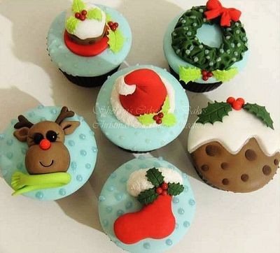 Christmas Set Tutorial (by Shereen's Cakes & Bakes)