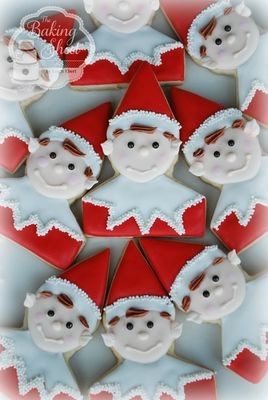 Christmas Elf Cookie Tutorial (The Baking Sheet)